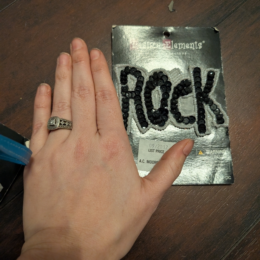 🦋 Craft ROCK  Decorative Iron-On Patch - Picture 3 of 3